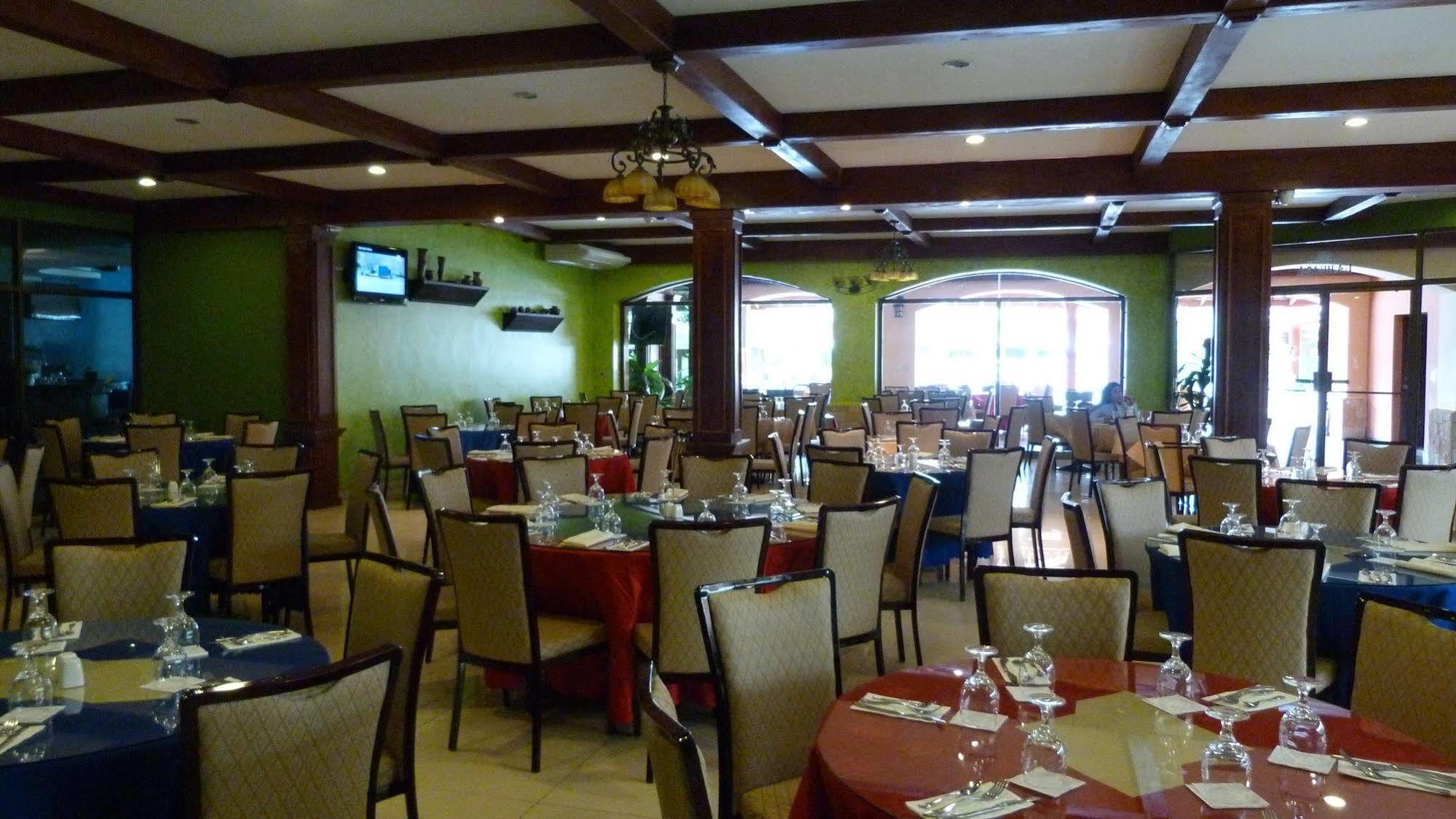 Gran Hotel Azuero Chitre Bagian luar foto