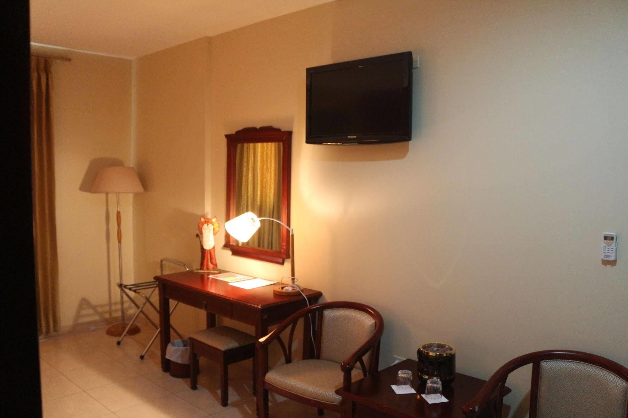 Gran Hotel Azuero Chitre Bagian luar foto