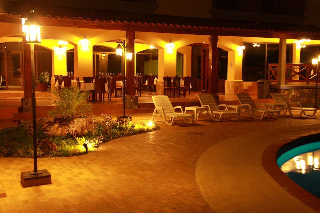 Gran Hotel Azuero Chitre Bagian luar foto