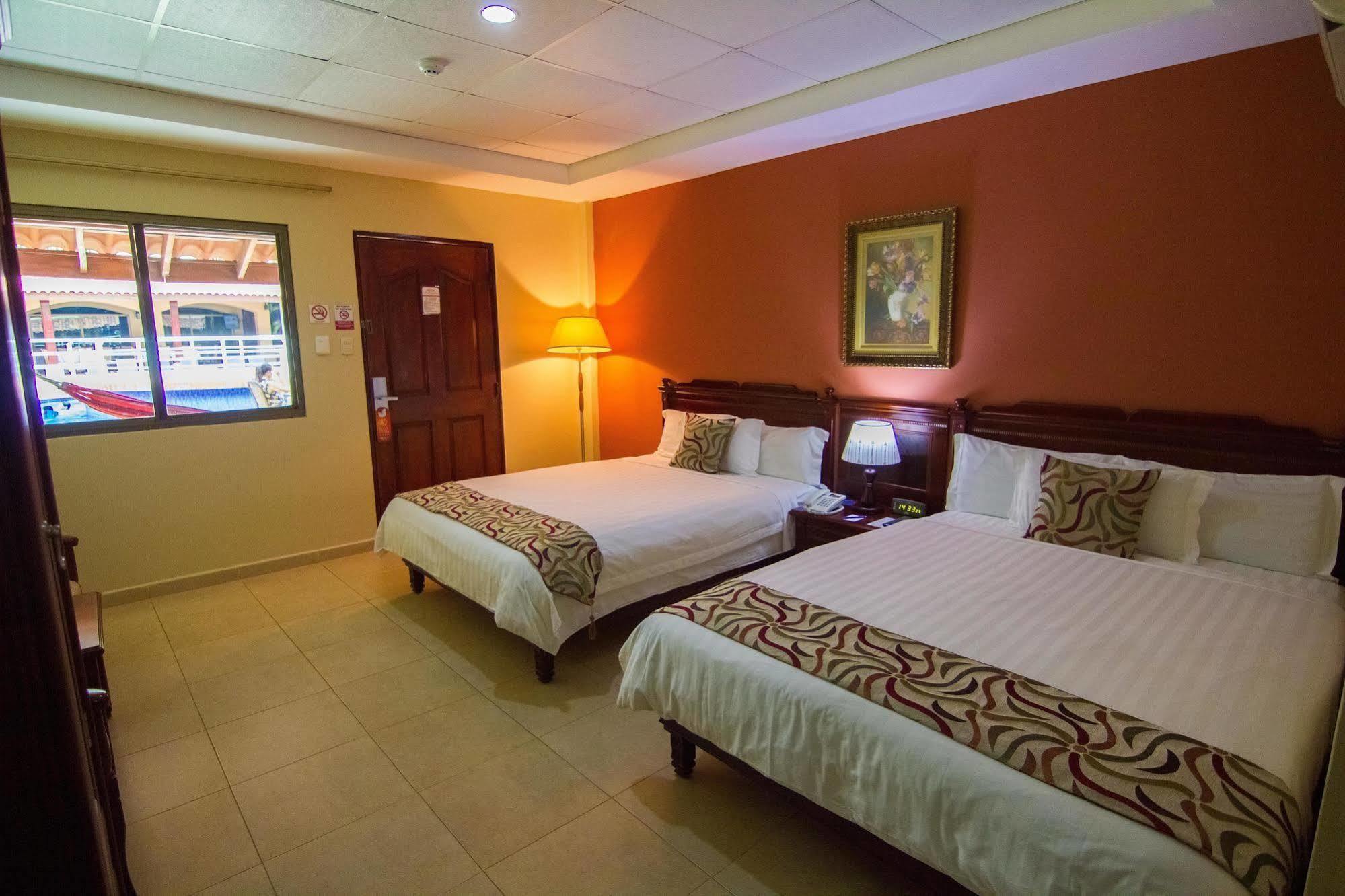 Gran Hotel Azuero Chitre Bagian luar foto
